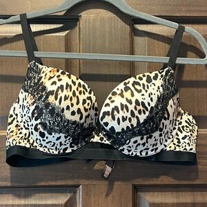 Victoria’s Secret Very Sexy Leopard push up bra 38B